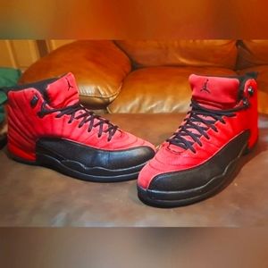 Jordan 12 reverse flu game